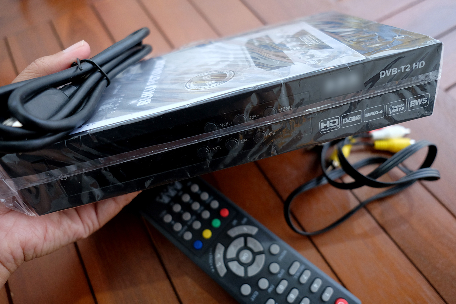 Kominfo Bagikan Set Top Box Tv Digital Gratis Techbanget